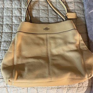 Beautiful Coach Handbag in Summery Yellow